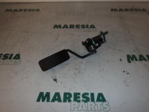 Gebruikte Gaspedaalpositie Sensor Renault Scénic II (JM) 2.0 16V Prijs € 35,00 Margeregeling aangeboden door Maresia Parts