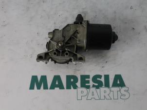 Gebruikte Ruitenwissermotor voor Fiat Bravo (198A) 1.6 JTD Multijet 105 Prijs € 30,00 Margeregeling aangeboden door Maresia Parts