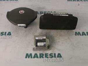 Gebruikte Airbag Set + Module Fiat Panda (169) 1.2 Fire Prijs € 262,50 Margeregeling aangeboden door Maresia Parts