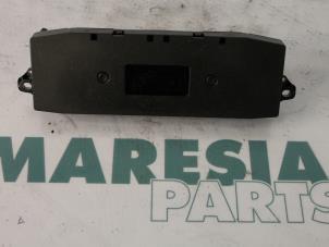 Gebruikte Display Interieur Peugeot 207/207+ (WA/WC/WM) 1.6 HDi 16V Prijs € 25,00 Margeregeling aangeboden door Maresia Parts