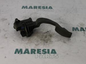 Gebruikte Sensor Gaspedaalpositie Fiat Grande Punto (199) 1.4 Prijs € 15,00 Margeregeling aangeboden door Maresia Parts