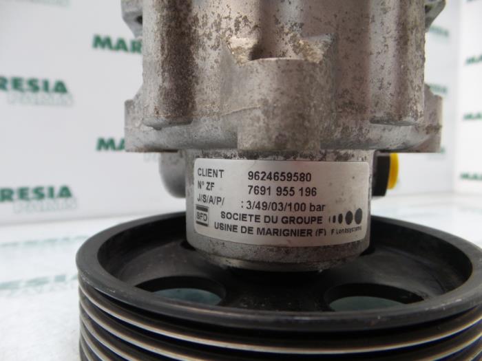 Gebruikte Servopomp Citroen Jumpy (U64) 1.9Di Prijs € 90,75 Inclusief btw aangeboden door Maresia Parts