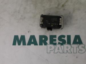 Gebruikte Regensensor Peugeot Partner Combispace 1.6 HDI 90 16V Prijs € 60,00 Margeregeling aangeboden door Maresia Parts
