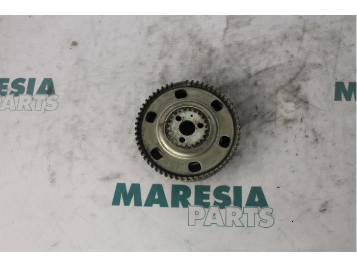 Gebruikte Krukas Poelie Fiat Grande Punto (199) 1.2 Prijs € 24,95 Margeregeling aangeboden door Maresia Parts
