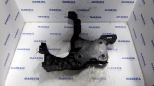Gebruikte Bumperframe voor Renault Megane II (BM/CM) 1.6 16V Prijs € 20,00 Margeregeling aangeboden door Maresia Parts