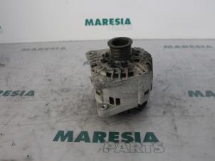 Gebruikte Dynamo Renault Megane II Grandtour (KM) 1.9 dCi 120 Prijs € 60,00 Margeregeling aangeboden door Maresia Parts