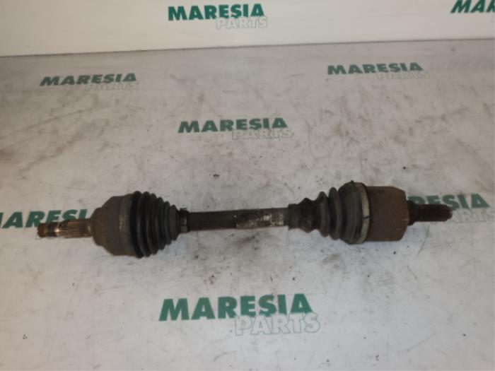 Gebruikte Steekas links-voor Citroen C5 III Tourer (RW) 2.0 HDiF 16V 160 Prijs € 99,95 Margeregeling aangeboden door Maresia Parts