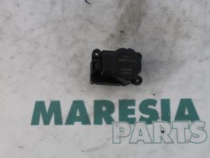 Gebruikte Kachelklep Motor Citroen C5 III Tourer (RW) 2.0 HDiF 16V 160 Prijs € 25,00 Margeregeling aangeboden door Maresia Parts