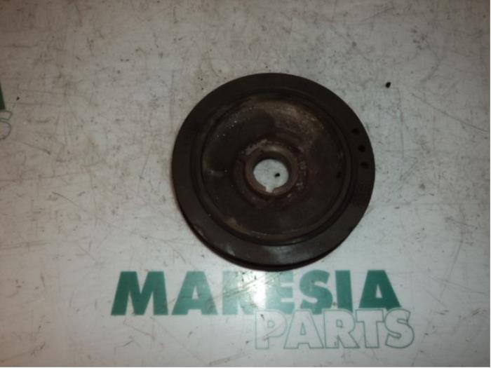 Gebruikte Poelie Krukas Citroen C8 (EA/EB) 2.0 HDiF 16V Prijs € 30,00 Margeregeling aangeboden door Maresia Parts