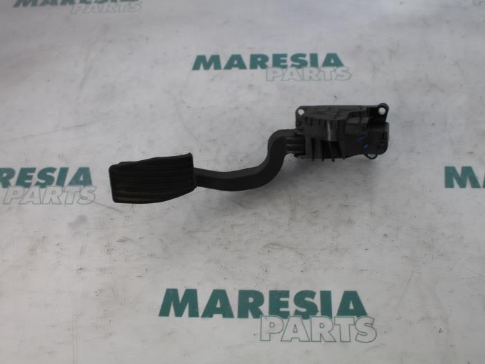 Gaspedaalpositie Sensor Fiat Punto III (199), 2012 1.4, Hatchback, Benzine, 1.368cc, 57kW (77pk), FWD, 350A1000, 2012-03, 199AXB; 199BXB (Gebruikt)