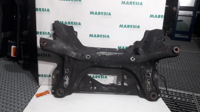 Subframe van een Citroën C5 II Break (RE) 2.0 HDiF 16V 2006