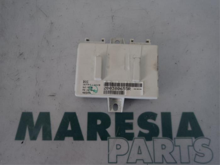 Gebruikte Computer Diversen Renault Megane III Coupe (DZ) 2.0 16V TCe 180 Prijs € 19,98 Margeregeling aangeboden door Maresia Parts