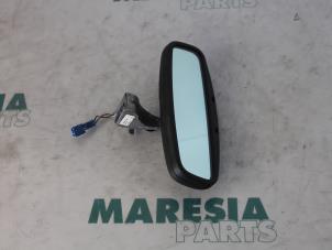 Gebruikte Binnenspiegel Peugeot 307 Break (3E) 1.4 16V Prijs € 35,00 Margeregeling aangeboden door Maresia Parts