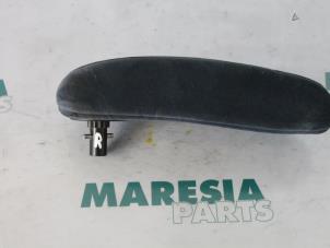 Gebruikte Armleuning Citroen C5 I Break (DE) 2.0 HDi 110 Prijs € 35,00 Margeregeling aangeboden door Maresia Parts