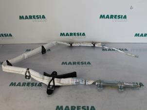 Gebruikte Hemel airbag links Alfa Romeo GT (937) 2.0 JTS 16V Prijs € 35,00 Margeregeling aangeboden door Maresia Parts