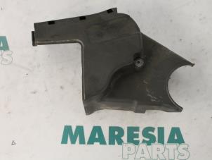 Gebruikte Distributiedeksel Fiat Punto II (188) 1.4 16V Prijs € 20,00 Margeregeling aangeboden door Maresia Parts