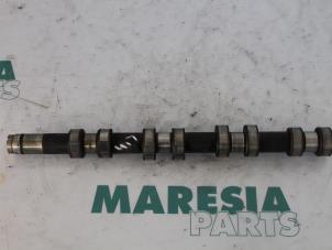 Gebruikte Nokkenas Peugeot 307 Break (3E) 1.4 16V Prijs € 105,00 Margeregeling aangeboden door Maresia Parts