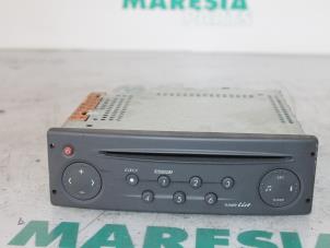 Gebruikte Radio CD Speler Renault Laguna II Grandtour (KG) 1.9 dCi 120 Prijs € 50,00 Margeregeling aangeboden door Maresia Parts