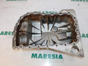 Gebruikte Carterpan Renault Laguna II Grandtour (KG) 2.0 16V IDE Prijs € 30,00 Margeregeling aangeboden door Maresia Parts