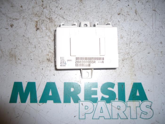 Gebruikte Computer Diversen Renault Megane III Grandtour (KZ) 1.5 dCi 110 Prijs € 19,98 Margeregeling aangeboden door Maresia Parts