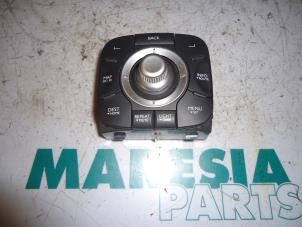 Gebruikte Schakelaar (diversen) Renault Megane III Grandtour (KZ) 1.5 dCi 110 Prijs € 55,00 Margeregeling aangeboden door Maresia Parts