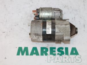 Gebruikte Startmotor Renault Clio II (BB/CB) 1.2 16V Prijs € 31,50 Margeregeling aangeboden door Maresia Parts