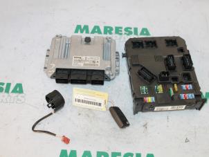 Gebruikte Computer Motormanagement Peugeot 407 (6D) 1.6 HDi 16V Prijs € 157,50 Margeregeling aangeboden door Maresia Parts