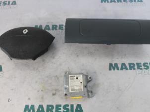 Gebruikte Airbag Set + Module Renault Kangoo (KC) 1.4 Prijs € 105,00 Margeregeling aangeboden door Maresia Parts