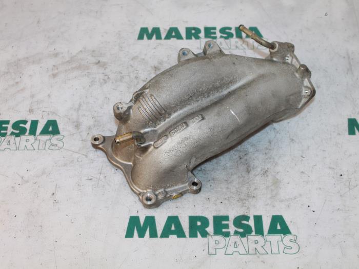 Gebruikte Inlaatspruitstuk Renault Espace (JK) 3.5 V6 24V Phase II Prijs € 75,00 Margeregeling aangeboden door Maresia Parts