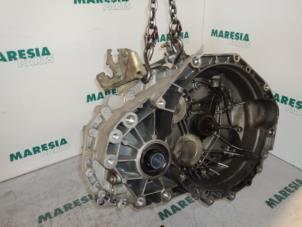 Gebruikte Versnellingsbak Alfa Romeo 159 Sportwagon (939BX) 3.2 JTS V6 24V Q4 Prijs € 735,00 Margeregeling aangeboden door Maresia Parts