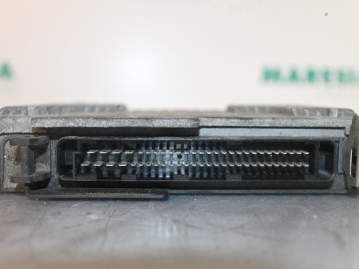 Gebruikte Computer Motormanagement Renault Megane (EA) 2.0i Prijs € 65,00 Margeregeling aangeboden door Maresia Parts
