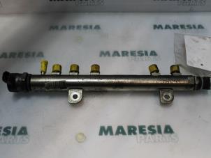 Gebruikte Common rail (Injectie) Fiat Fiorino (225) 1.3 JTD 16V Multijet Prijs € 50,00 Margeregeling aangeboden door Maresia Parts