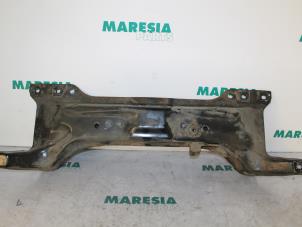 Gebruikte Subframe Fiat Doblo (223A/119) 1.9 D Prijs € 90,75 Inclusief btw aangeboden door Maresia Parts