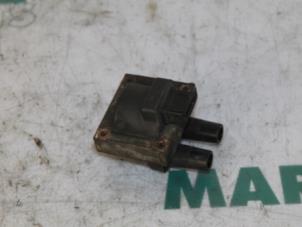 Gebruikte Bobine Renault Espace (JE) 2.0i RTE,RXE Prijs € 15,00 Margeregeling aangeboden door Maresia Parts