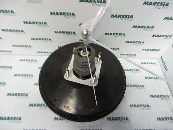 Rembekrachtiger van een Fiat Fiorino (225) 1.3 JTD 16V Multijet 2012