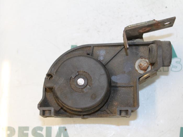 Gebruikte Gaspedaalpositie Sensor Peugeot Expert (222/224) 2.0 HDi 90 Prijs € 36,30 Inclusief btw aangeboden door Maresia Parts