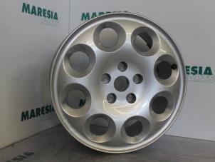 Gebruikte Velg Alfa Romeo 166 Prijs € 85,00 Margeregeling aangeboden door Maresia Parts