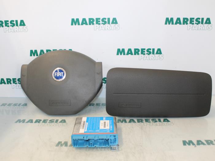 Gebruikte Module + Airbag Set Fiat Panda (169) 1.2 Fire Prijs € 100,00 Margeregeling aangeboden door Maresia Parts