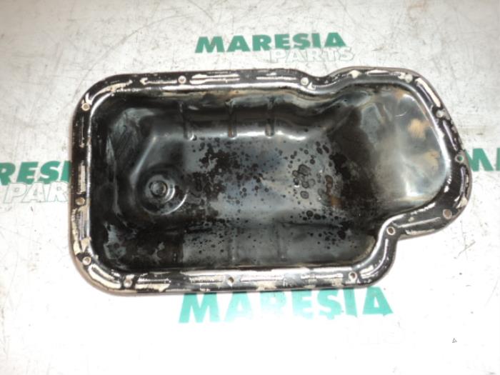 Gebruikte Carterpan Citroen C3 (FC/FL/FT) 1.4 Prijs € 25,00 Margeregeling aangeboden door Maresia Parts