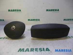 Gebruikte Airbag Set + Module Fiat Doblo (223A/119) 1.9 JTD Prijs € 210,00 Margeregeling aangeboden door Maresia Parts