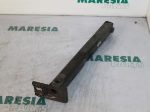 Gebruikte Subframe Citroen C3 Picasso (SH) 1.4 16V VTI 95 Prijs € 20,00 Margeregeling aangeboden door Maresia Parts