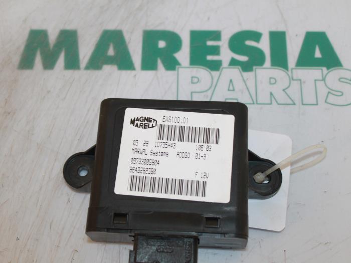 Gebruikte Inspuitcomputer Peugeot 807 2.2 HDiF 16V Prijs € 35,00 Margeregeling aangeboden door Maresia Parts