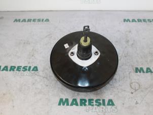 Gebruikte Rembooster Renault Scénic II (JM) 1.5 dCi 105 Prijs € 40,00 Margeregeling aangeboden door Maresia Parts