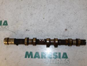 Gebruikte Nokkenas Renault Espace (JE) 3.0 V6 24V Grand Espace Prijs € 65,00 Margeregeling aangeboden door Maresia Parts