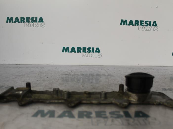 Kleppendeksel van een Renault Espace (JE) 3.0 V6 24V Grand Espace 2000