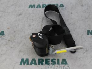 Gebruikte Veiligheidsgordel links-voor Alfa Romeo 166 2.4 JTD Prijs € 50,00 Margeregeling aangeboden door Maresia Parts