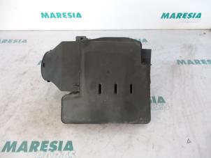 Gebruikte Luchtfilterhuis Renault Clio Prijs € 25,00 Margeregeling aangeboden door Maresia Parts