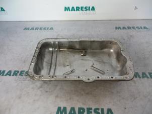 Gebruikte Carterpan Renault Espace (JE) 2.2 dT 12V Prijs € 25,00 Margeregeling aangeboden door Maresia Parts