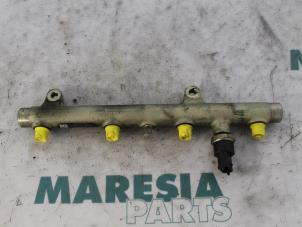 Gebruikte Galerij (Injectie) Renault Laguna II Grandtour (KG) 1.9 dCi 100 Prijs € 50,00 Margeregeling aangeboden door Maresia Parts