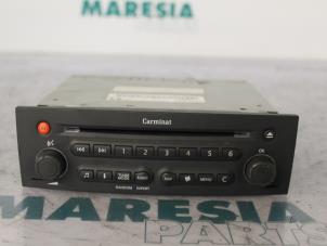 Gebruikte Radio CD Speler Renault Scénic II (JM) 1.6 16V Prijs € 168,00 Margeregeling aangeboden door Maresia Parts